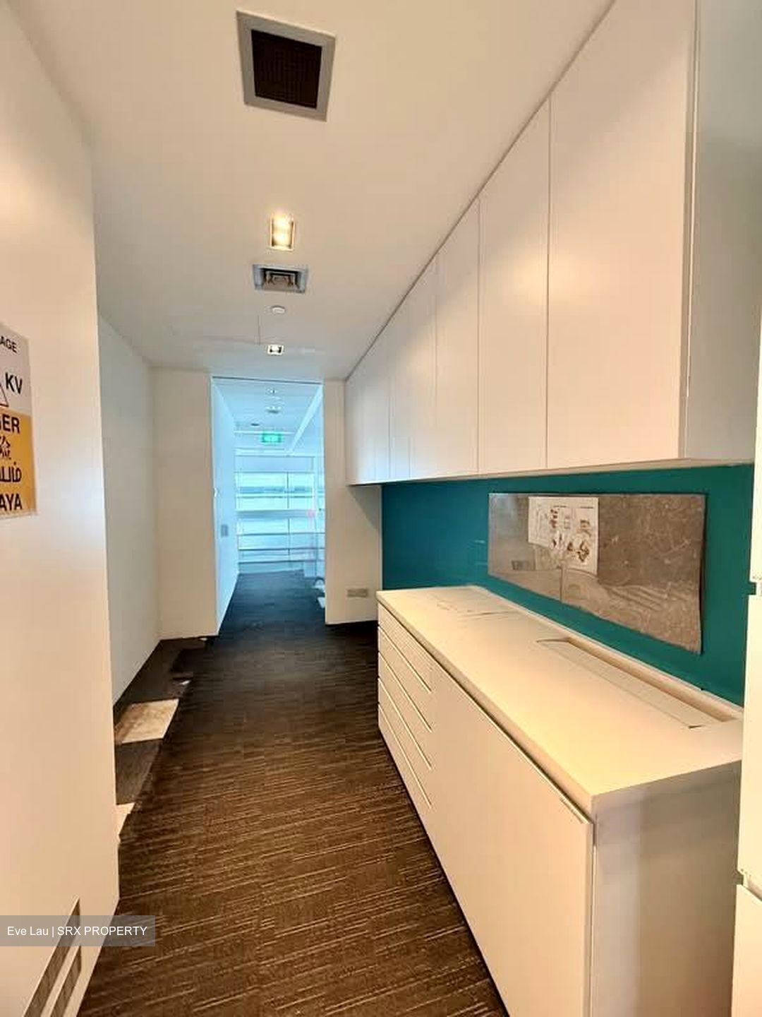 Gateway West (D7), Office #601939171
